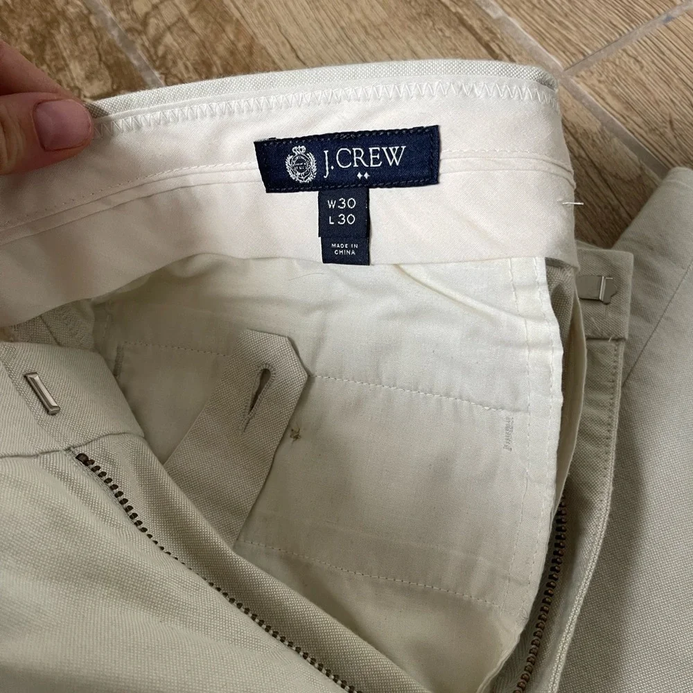 J. Crew Men's Cream Chinos - Picture 4 of 4